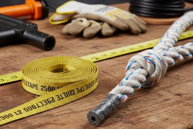 Mule Tape vs. Pull Rope: Which One Should You Use?